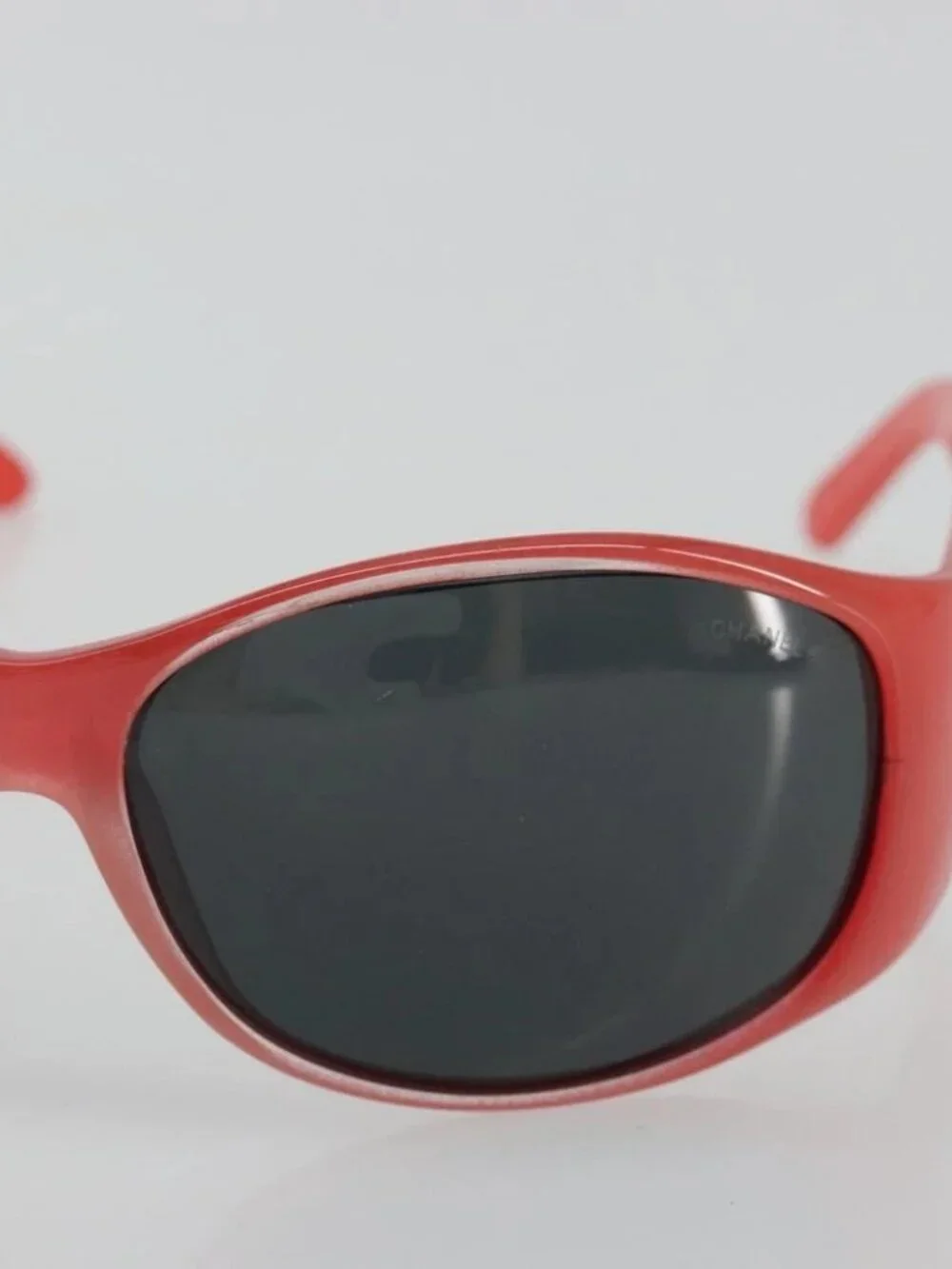 CHANEL Sunglasses plastic Red CC Auth ka3894A